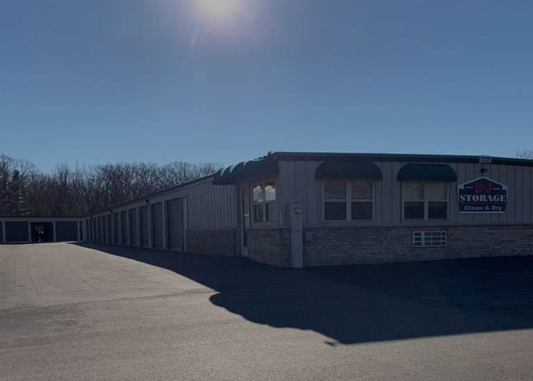 Home Janesville, WI B&J Storage